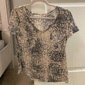snakeskin tee